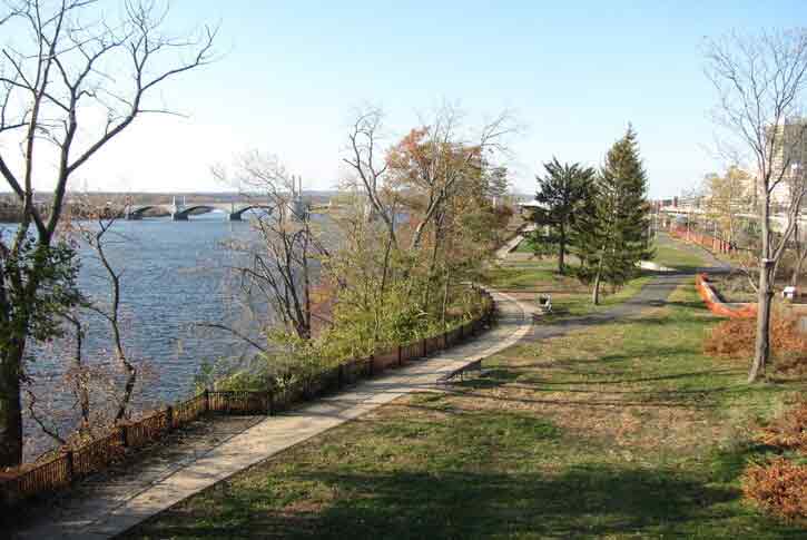 Connecticut River Walk and Bikeway
