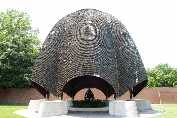 The Roofless Church
